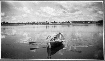 1947_s12a-W1024.jpg
