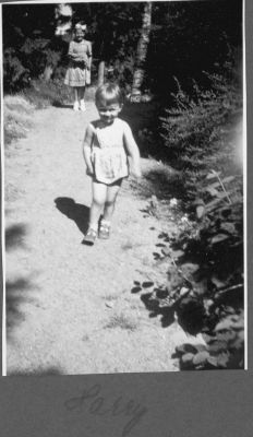 1947_s9c_Harry-W1024.jpg