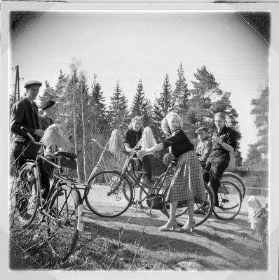 kansio1952_s10e_pyoralla-W1024.jpg