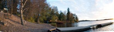 Rinnelaituri
Omakotiyhdistyksen hankkima laituri uimarannalla. Panoraamakuvan ottaja Pekka Puomio.
Keywords: laituri,uimaranta