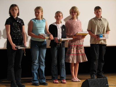 Palkitut järjestyksessä vasemmalta oikealle:
? , ?, ? , ?, Mika Rulamo
Keywords: valokuvakilpailu,valokuva,kilpailu